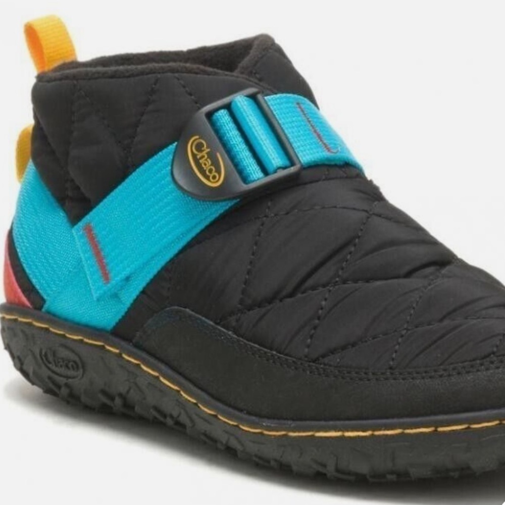 Chaco Men's Ramble Puff arctic chill boots size 10.5